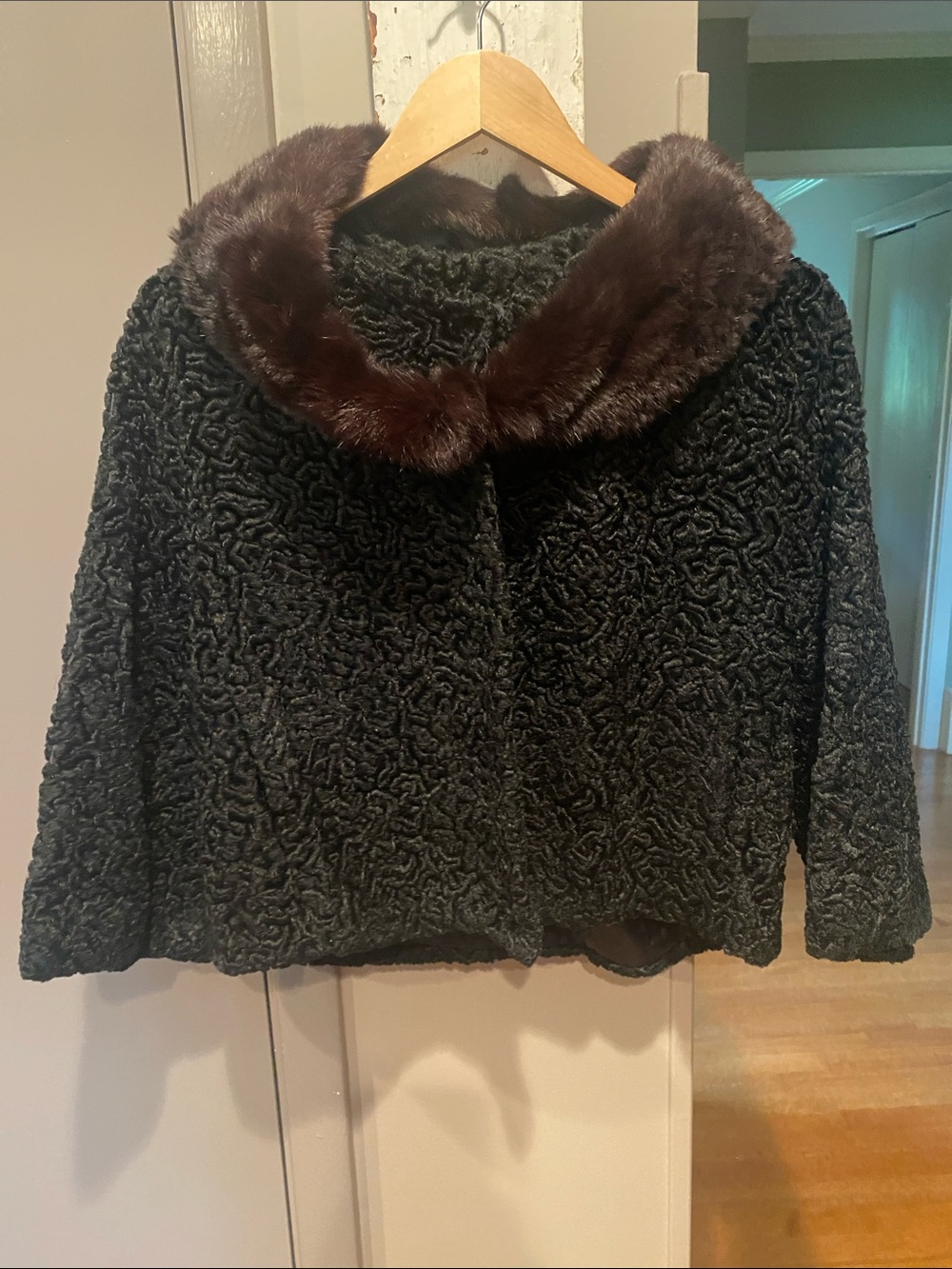 Vintage Black Curly Lamb cropped jacket with brown mink color size small